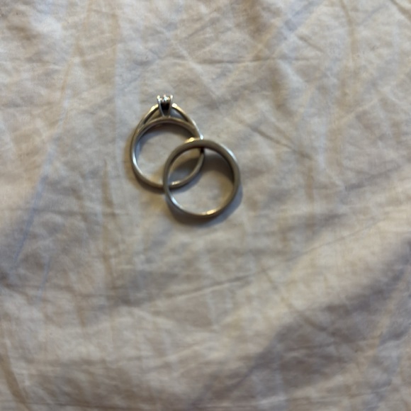 Silver wedding ring set - Picture 5 of 7